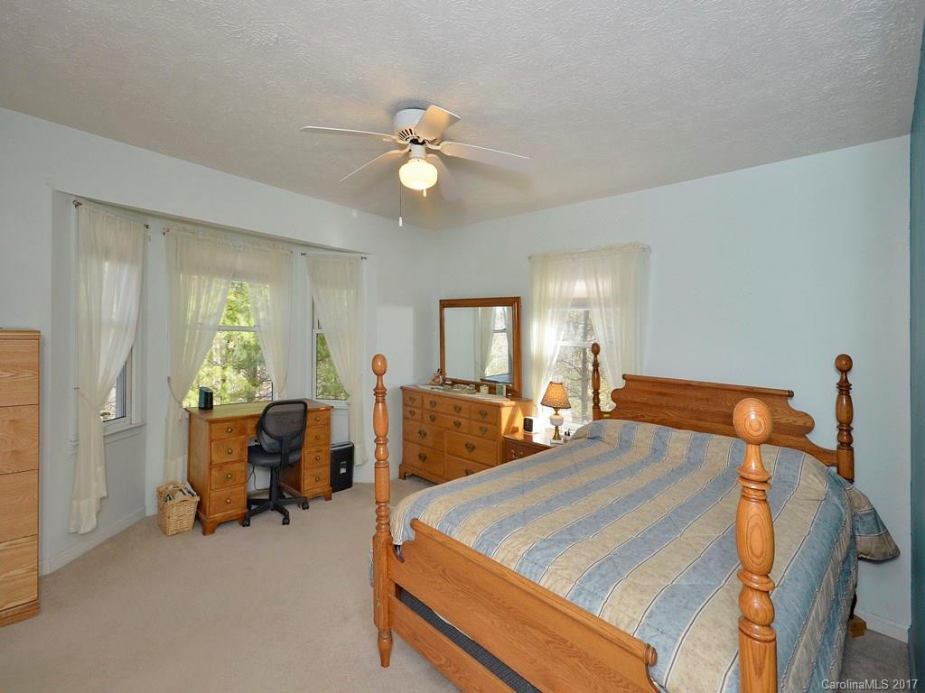 300 Circle Top Drive - Photo 18