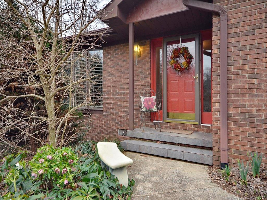 101 Mary Place - Photo 2