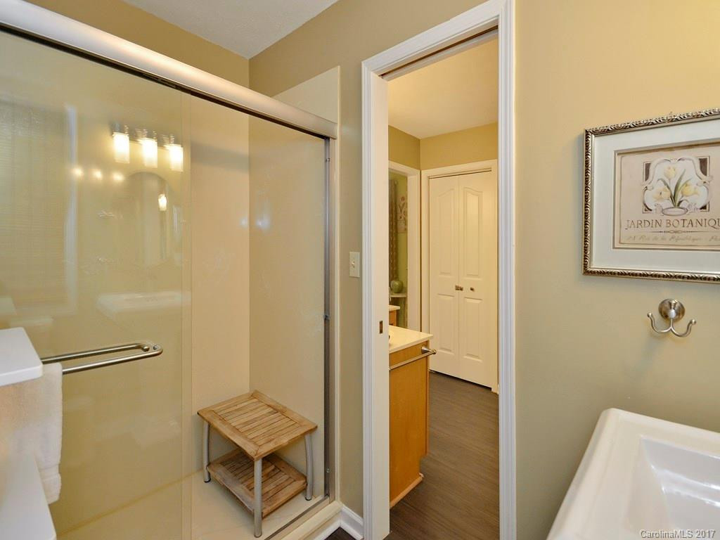 101 Mary Place - Photo 17