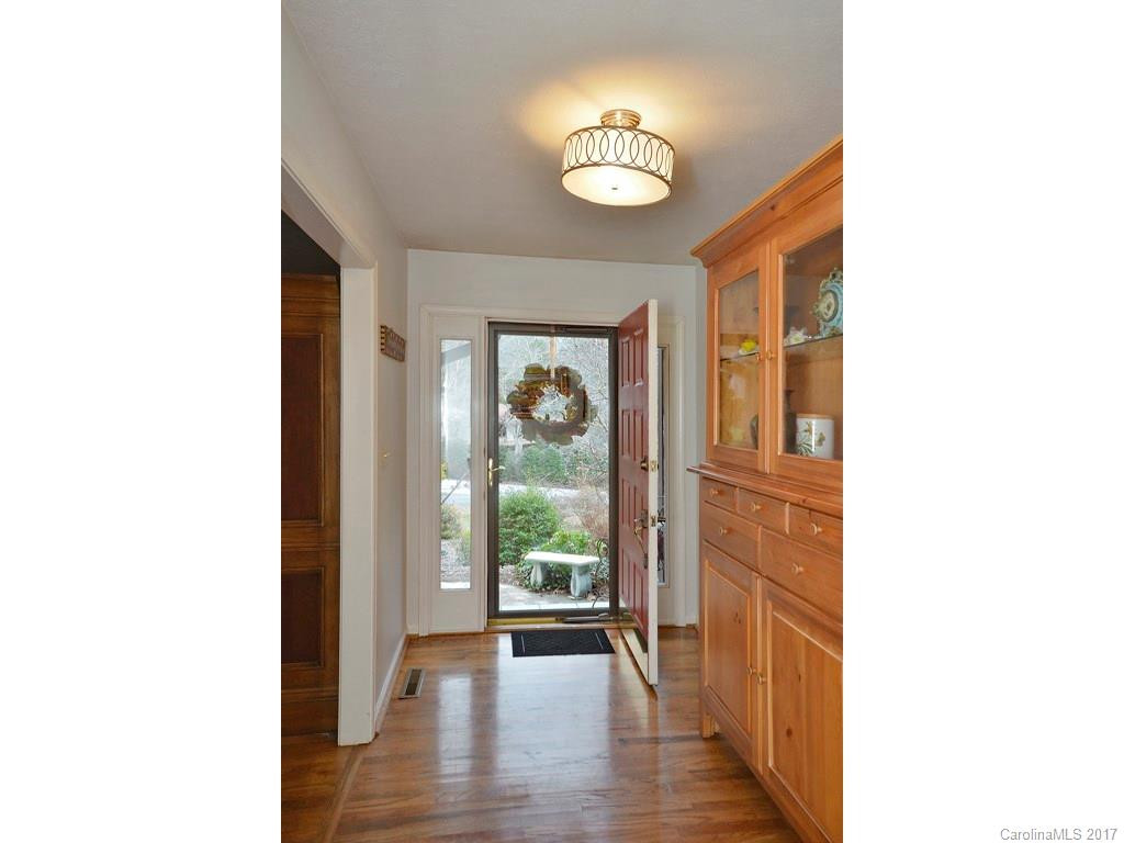 101 Mary Place - Photo 3