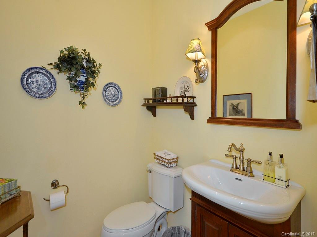 185 Ashefield Court - Photo 13
