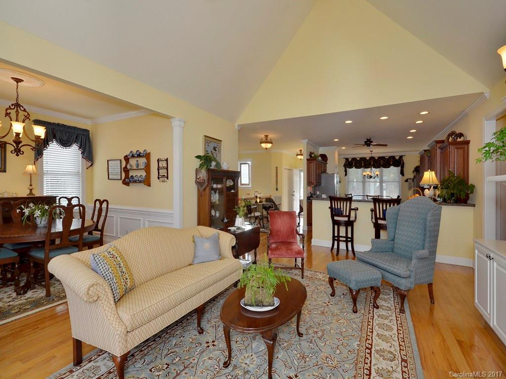 185 Ashefield Court - Photo 8