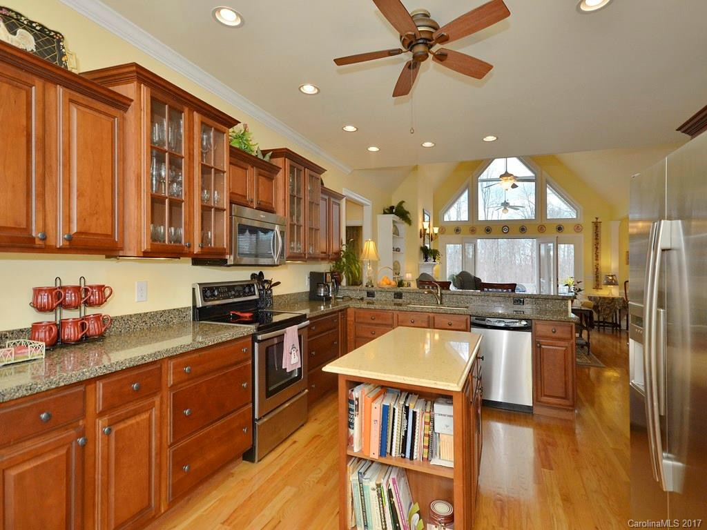 185 Ashefield Court - Photo 10