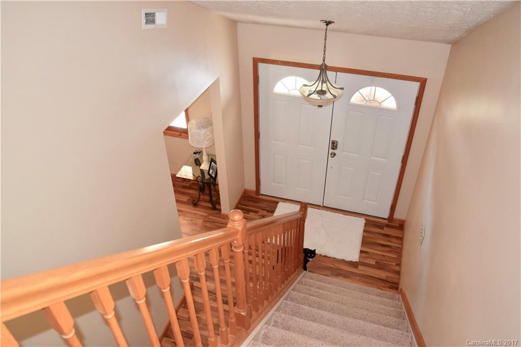 114 Pasco Loop - Photo 12
