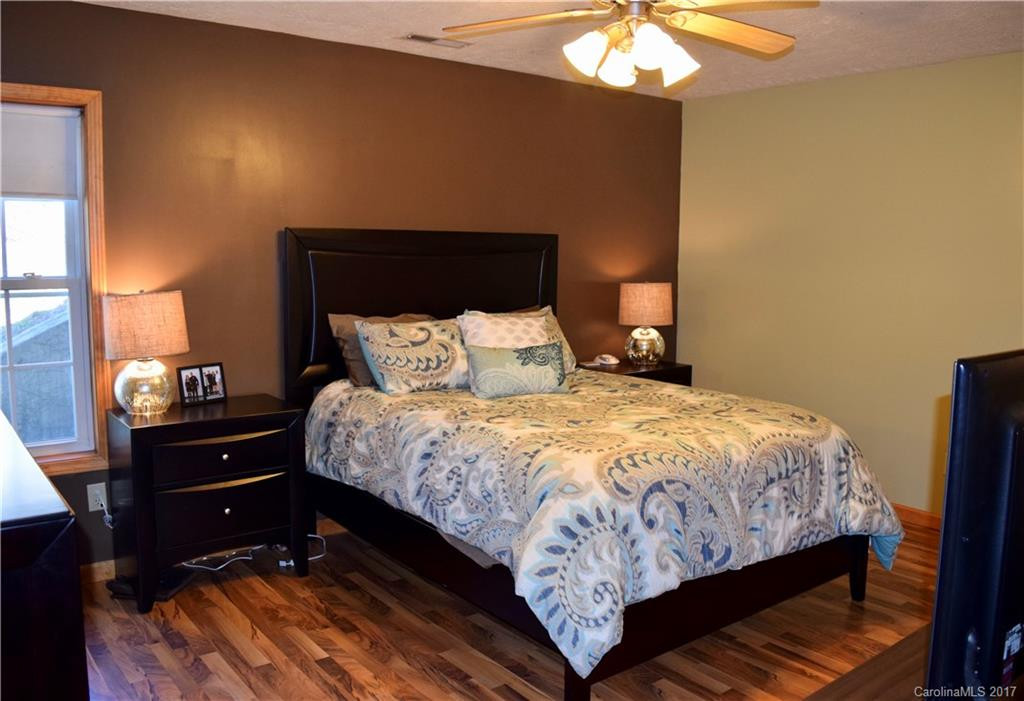 114 Pasco Loop - Photo 8