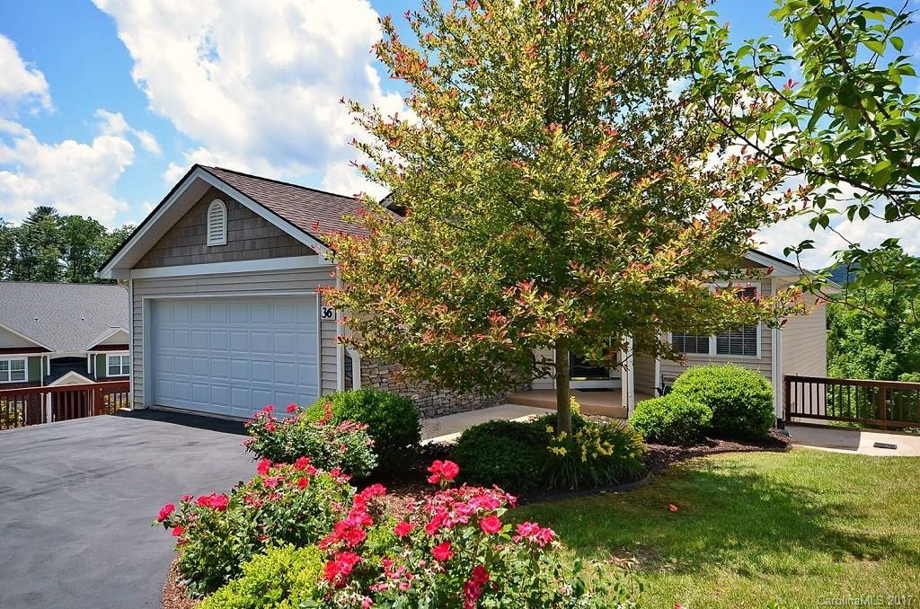 36 Danbury Lane