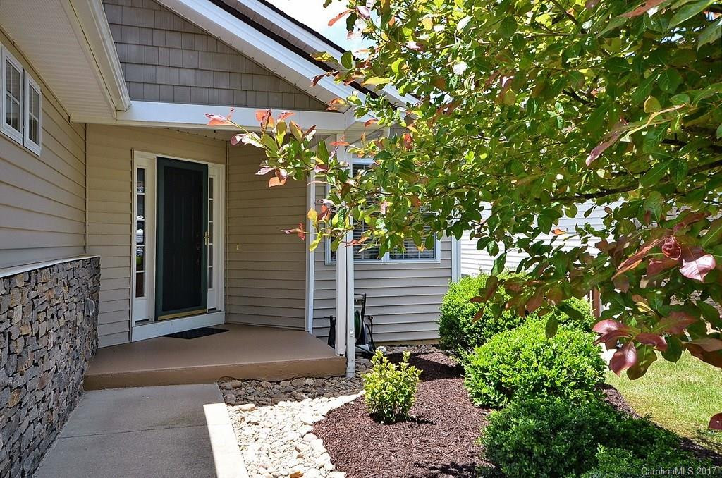 36 Danbury Lane - Photo 2