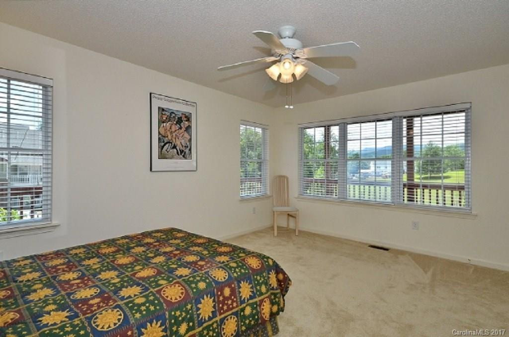 36 Danbury Lane - Photo 14