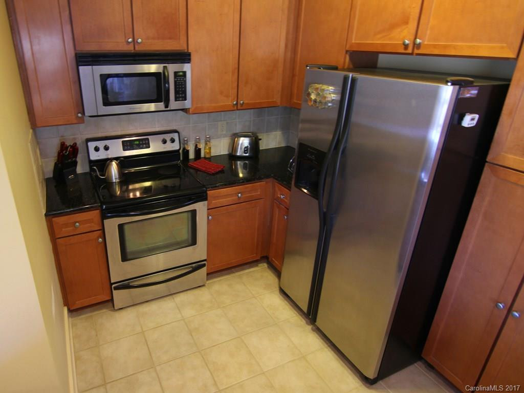 9 Kenilworth Knoll #317 - Photo 5