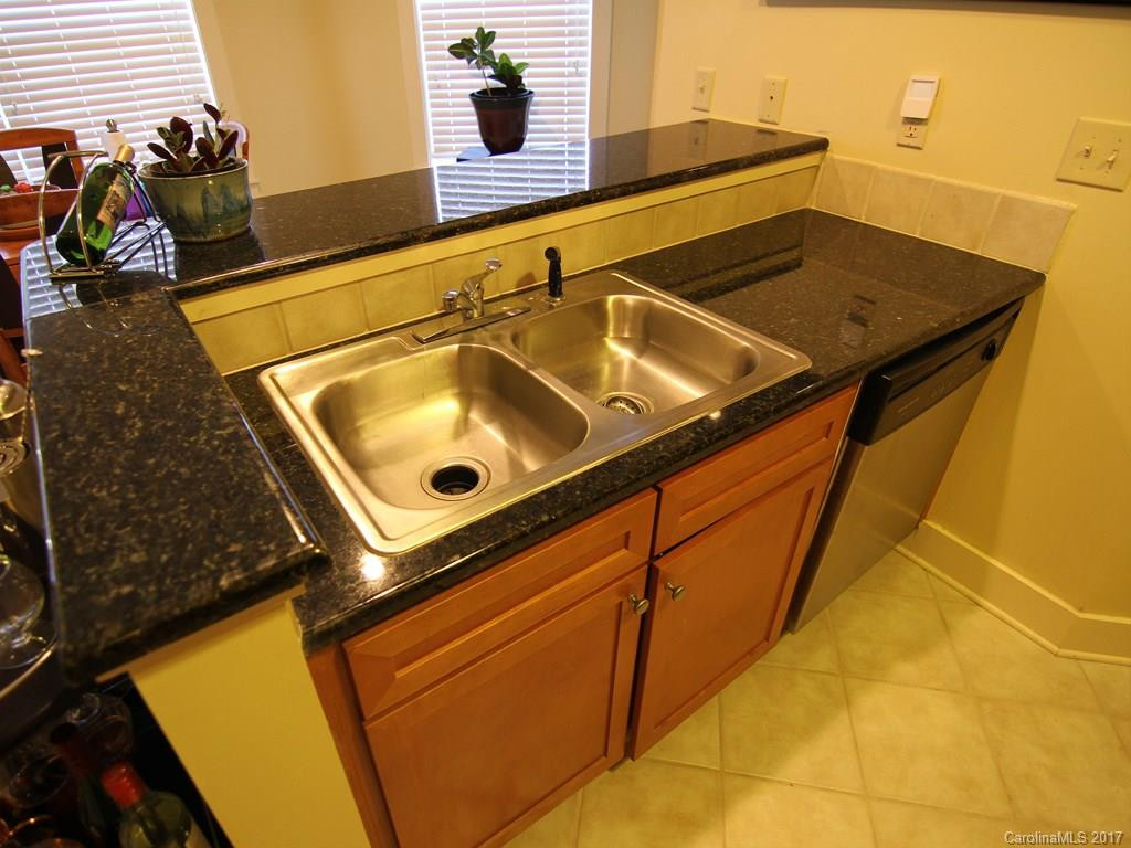 9 Kenilworth Knoll #317 - Photo 6