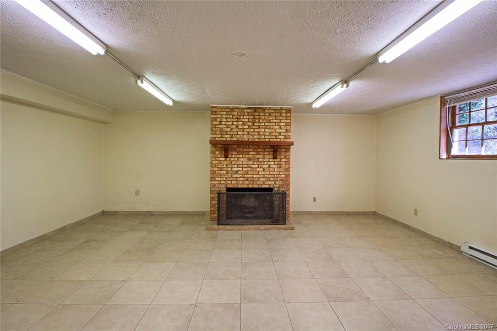 663 Delaware Lane - Photo 16