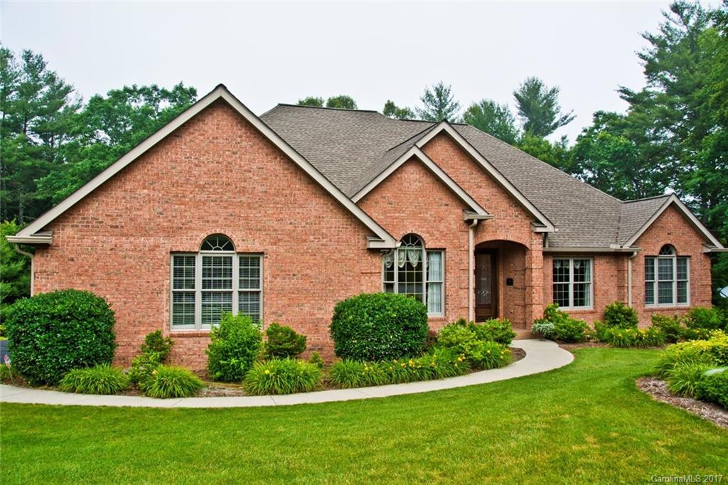 32 Chartwell Lane
