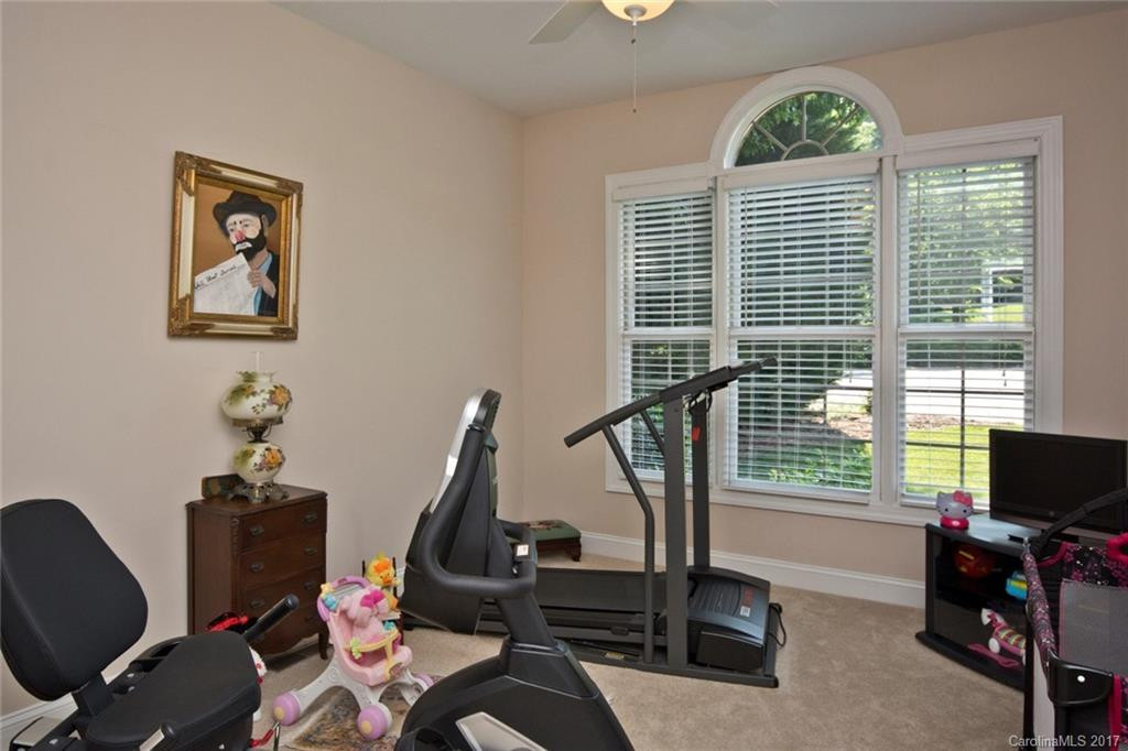32 Chartwell Lane - Photo 13
