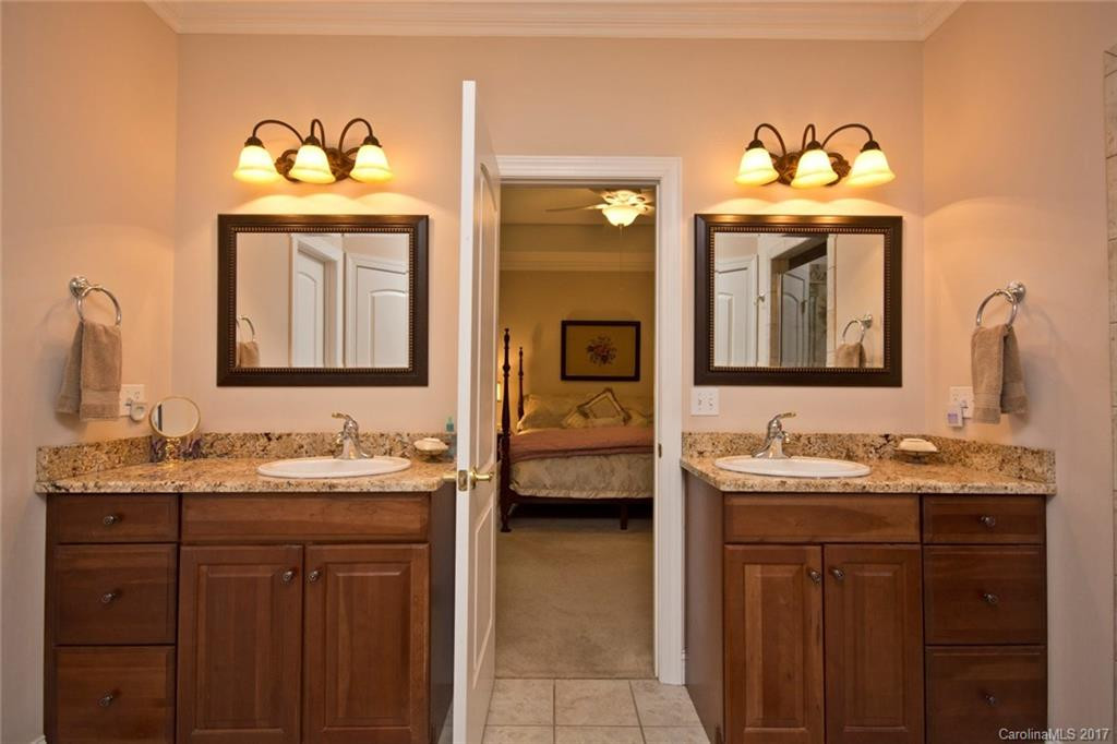 32 Chartwell Lane - Photo 14