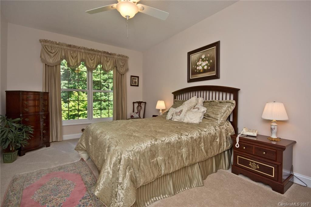 32 Chartwell Lane - Photo 15