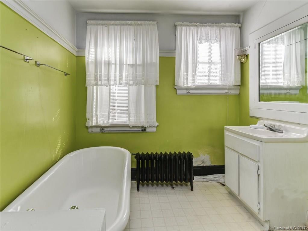 166 Chestnut Street - Photo 18