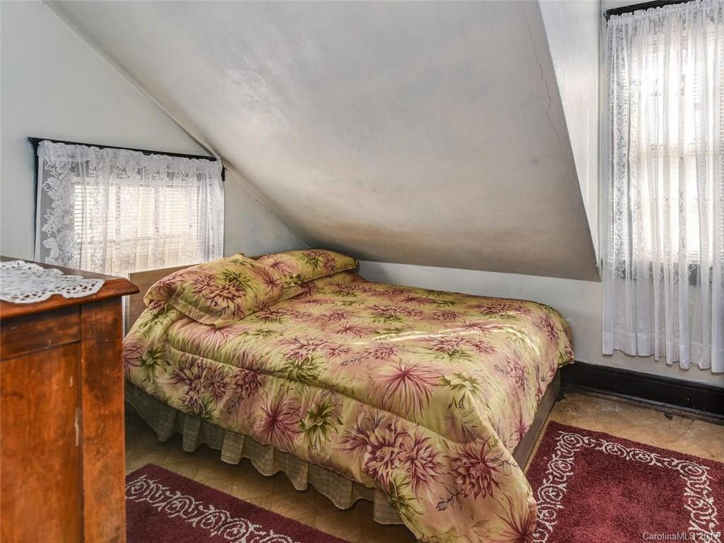 166 Chestnut Street - Photo 19