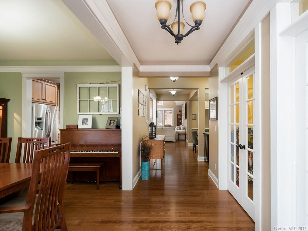 31 Lake Drive - Photo 2