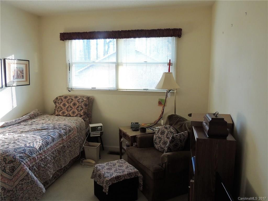 16 Clarion Drive #4 - Photo 13