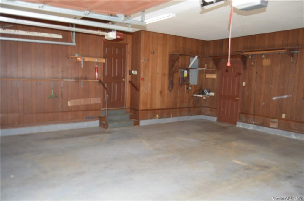 104 Radcliff Court - Photo 7
