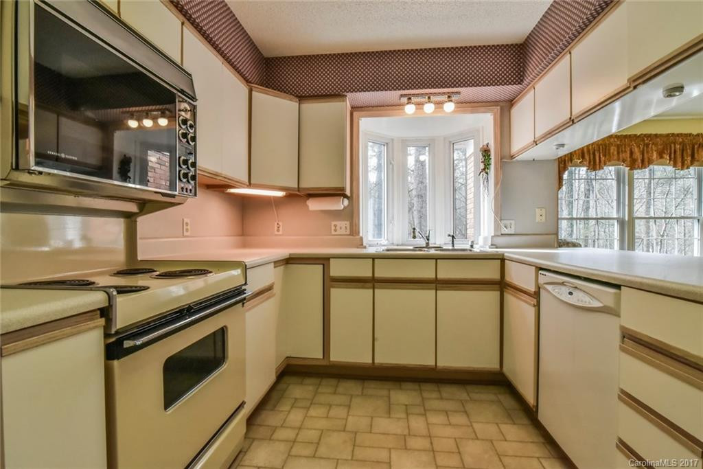 225 Park Lane - Photo 11