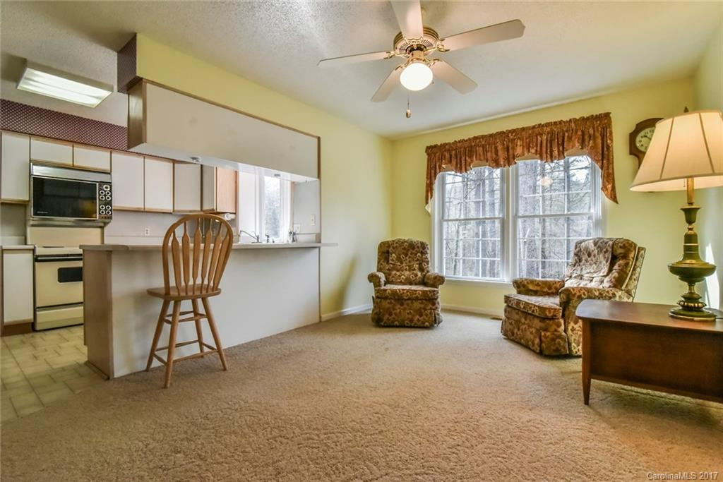 225 Park Lane - Photo 13