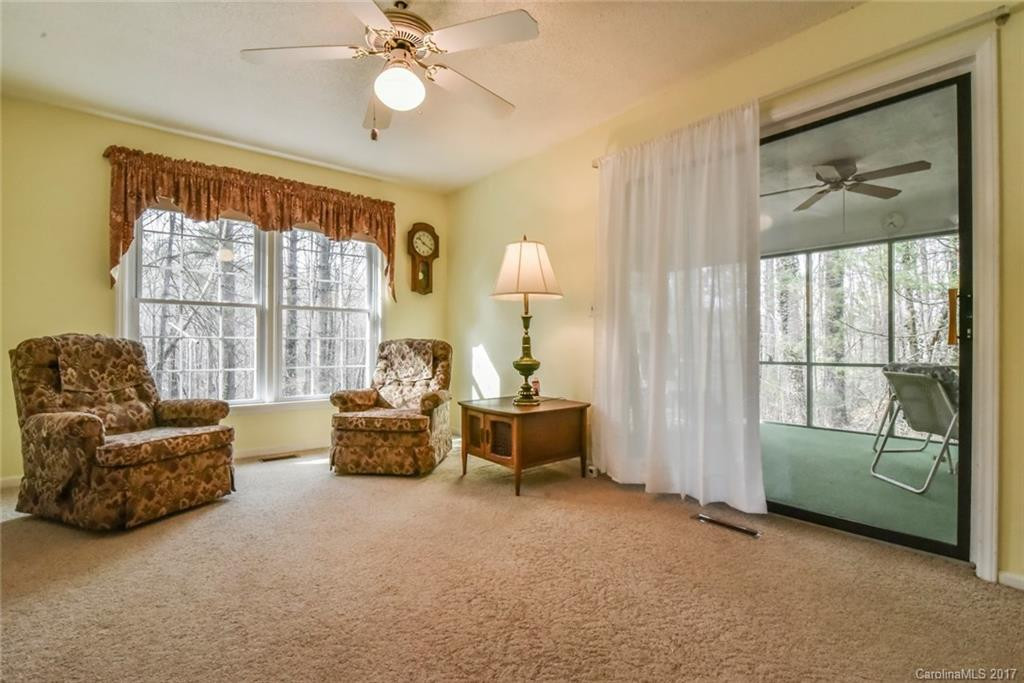 225 Park Lane - Photo 14