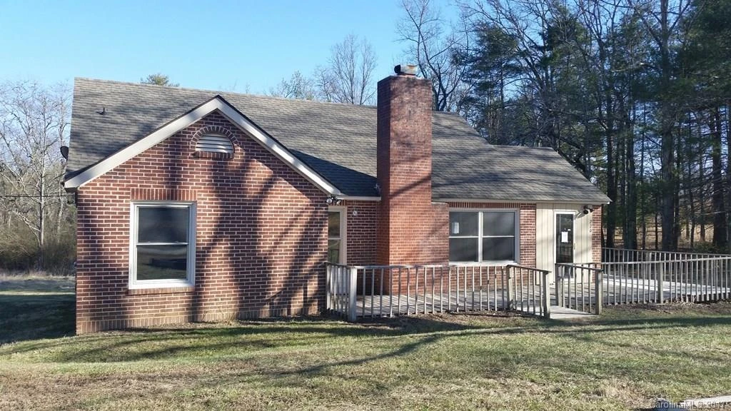 220 Laycock Road