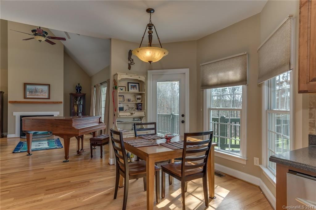 299 White Oak Lane - Photo 11