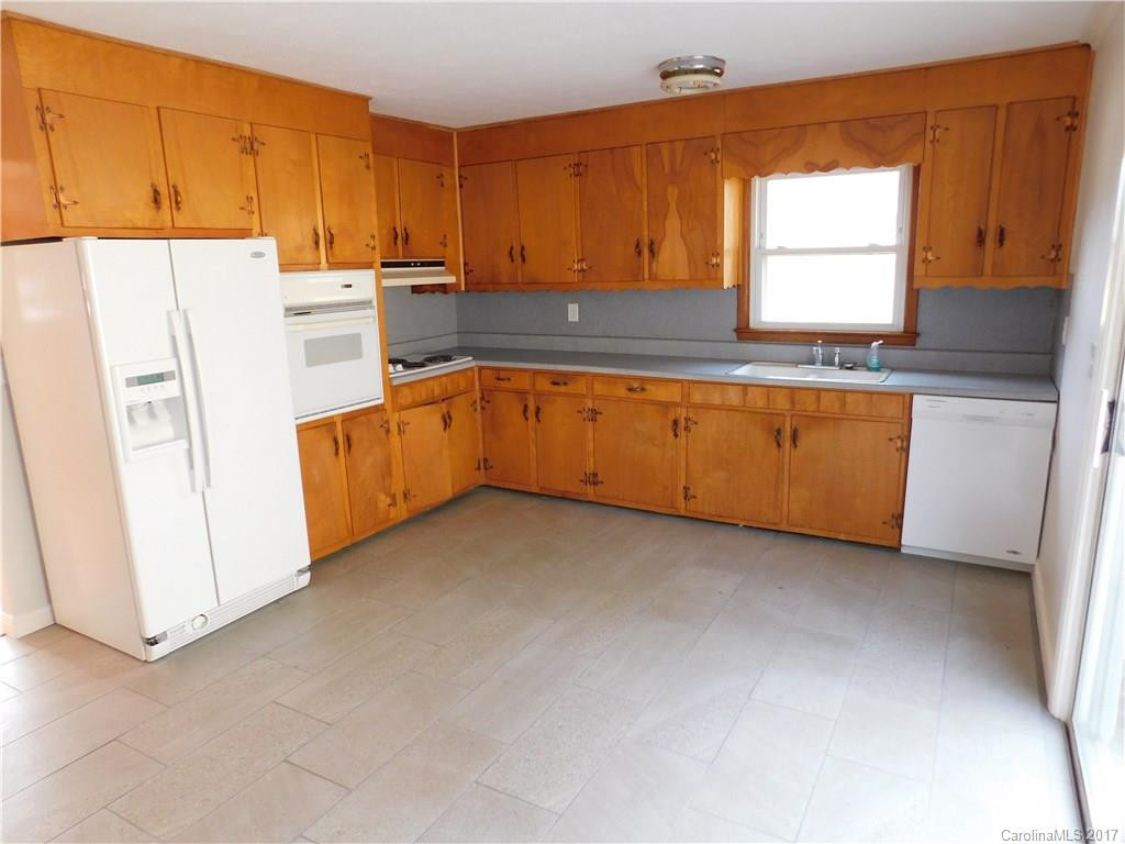 506 Foster Creek Road - Photo 2