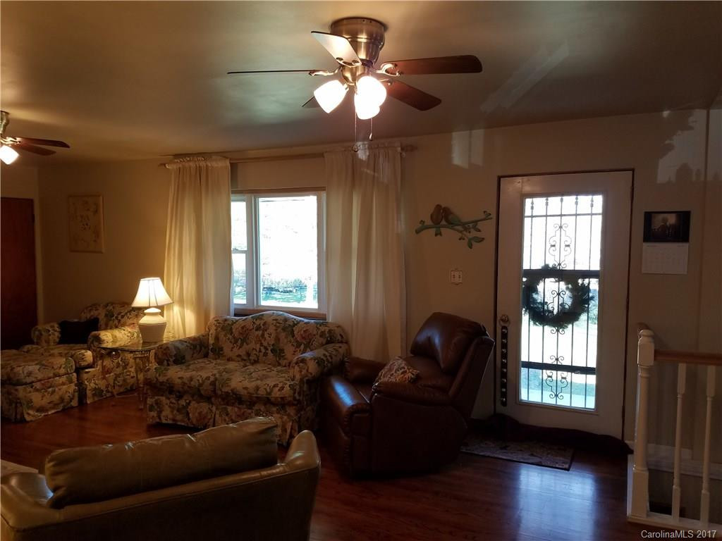 160 Clement Road - Photo 6