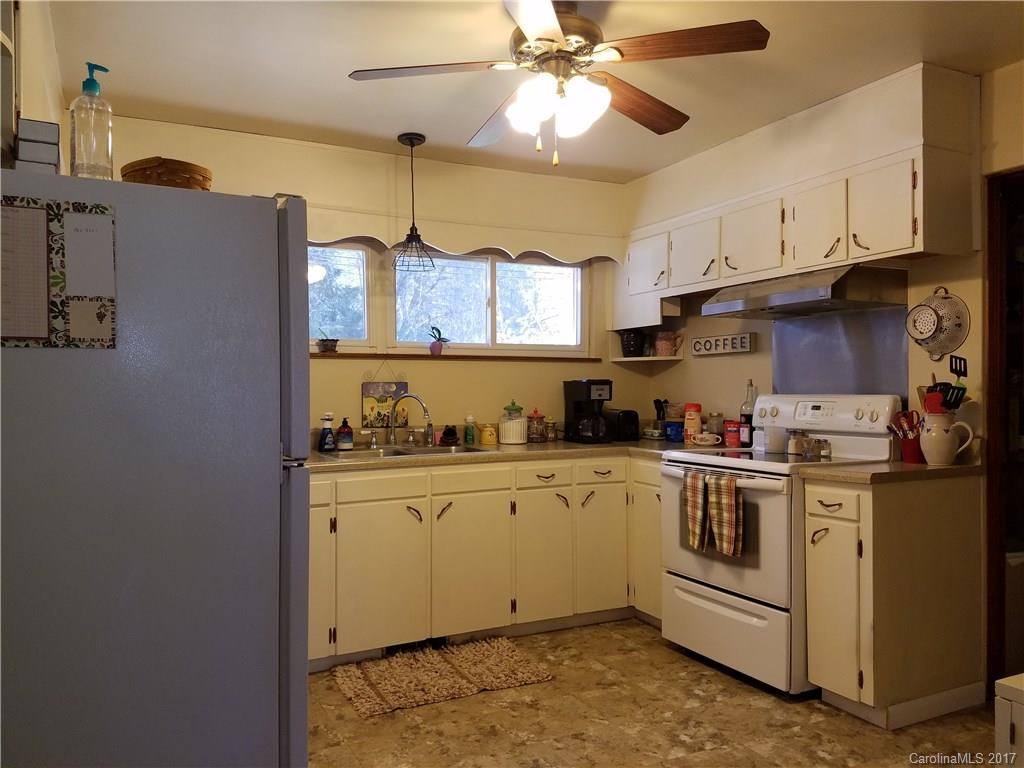 160 Clement Road - Photo 9