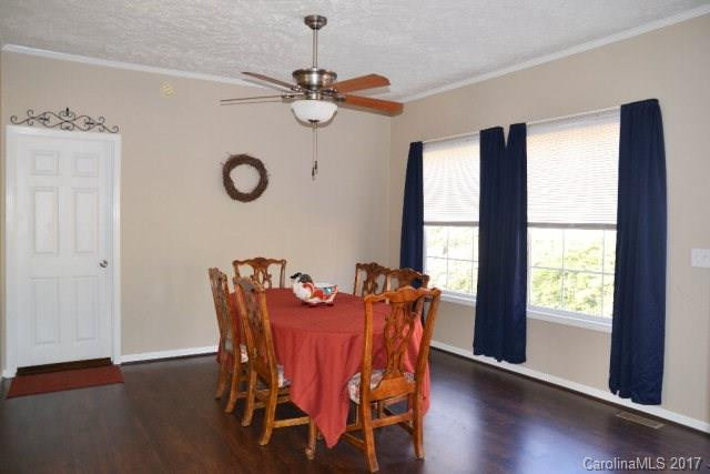 631 Hidden View Loop - Photo 2