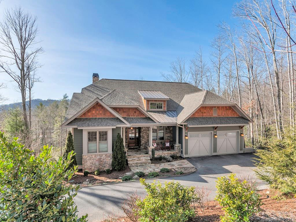 42 Red Tail Court