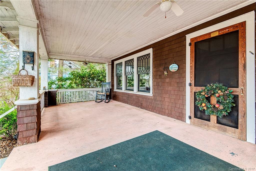 84 Elizabeth Street - Photo 2