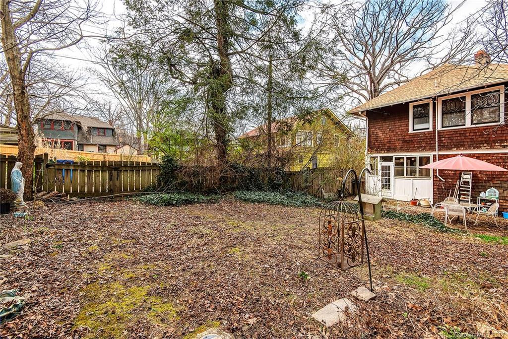 84 Elizabeth Street - Photo 12