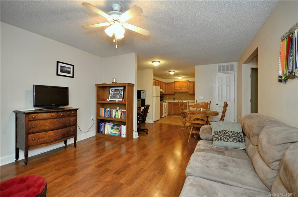 20 Krista Circle #Unit C - Photo 4