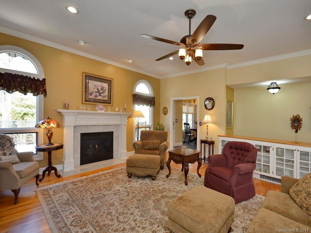 104 Racine Place #44,49 - Photo 5