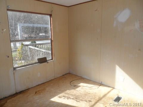 1458 Old Balsam Road - Photo 7