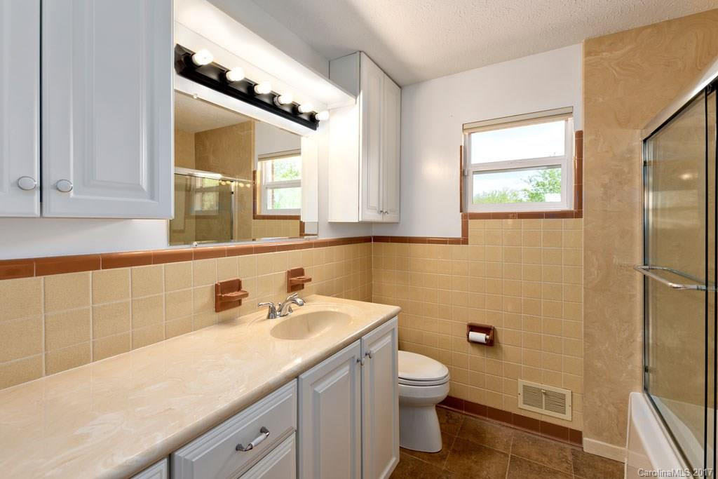 2 Green Valley Court - Photo 11