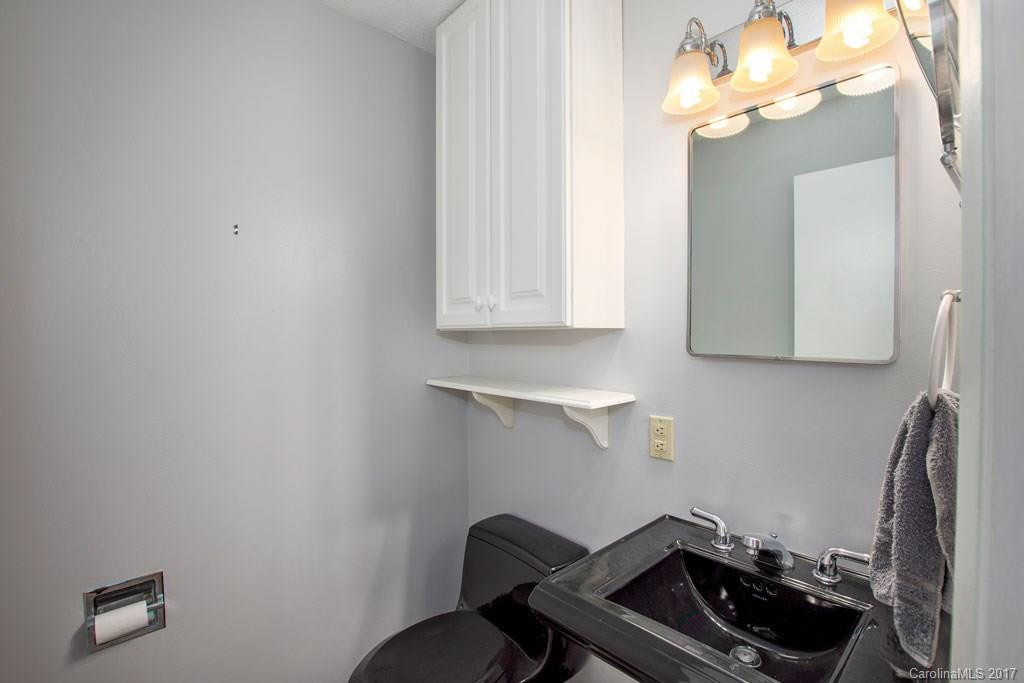 2 Green Valley Court - Photo 13