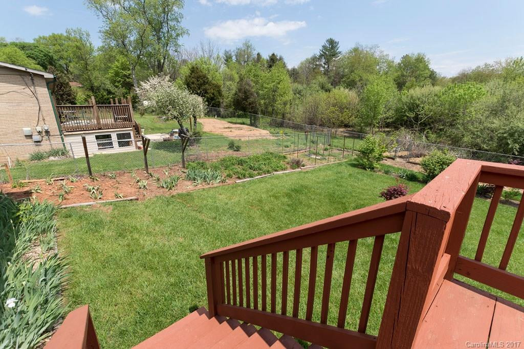 2 Green Valley Court - Photo 18