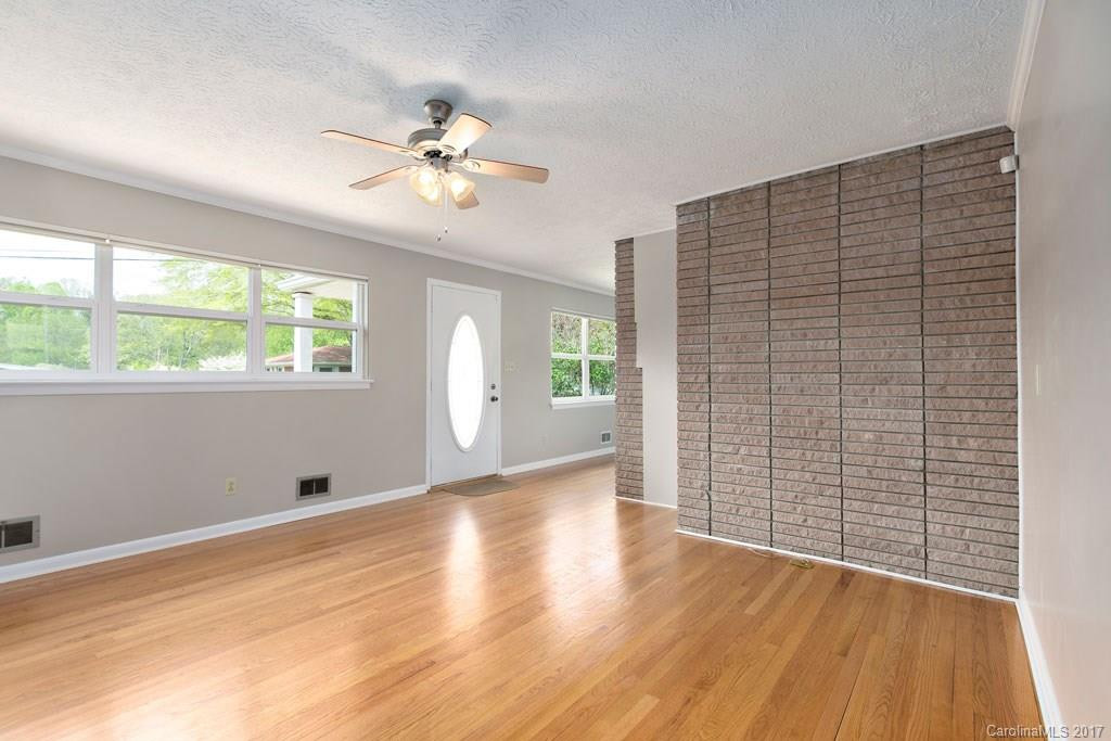 2 Green Valley Court - Photo 8