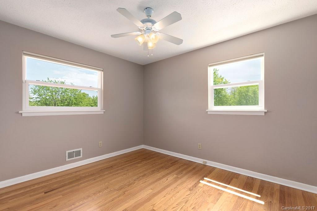 2 Green Valley Court - Photo 10