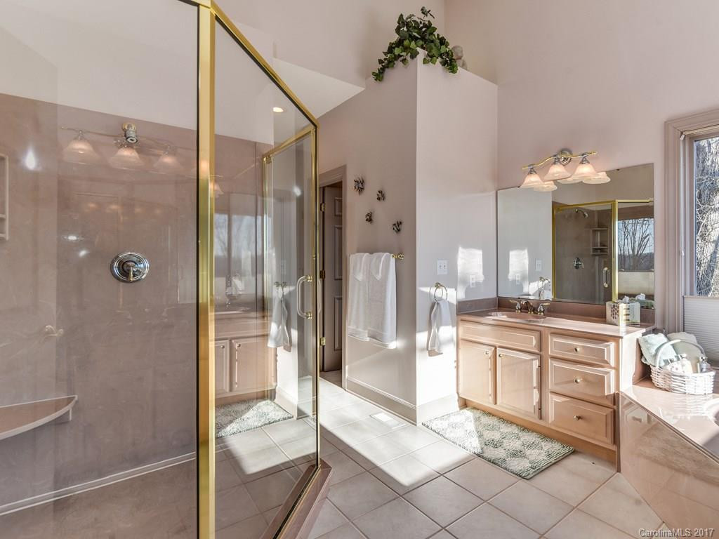 41 Sugar Maple Drive #237 - Photo 17