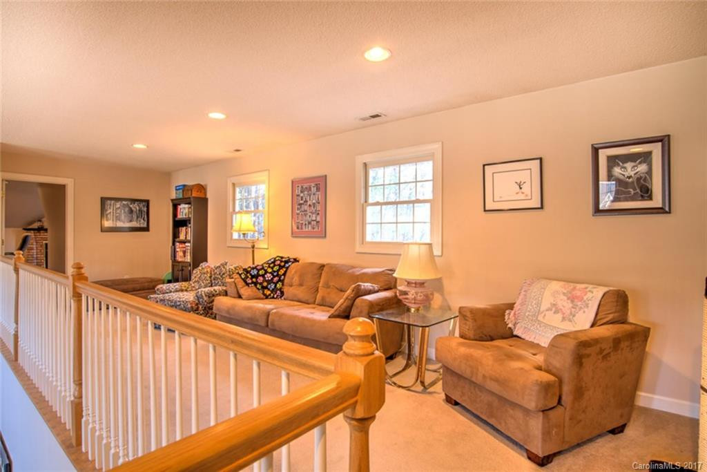 22 Nathan Court #33 - Photo 13