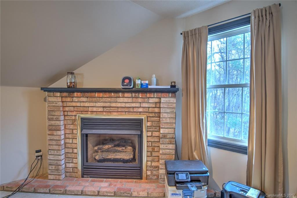 22 Nathan Court #33 - Photo 20