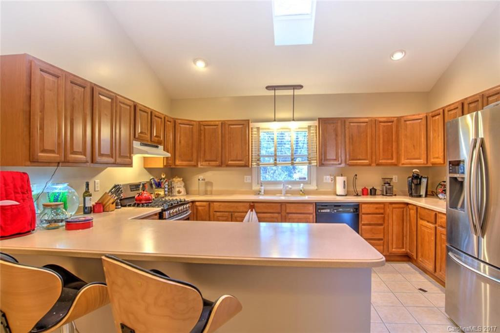 22 Nathan Court #33 - Photo 6