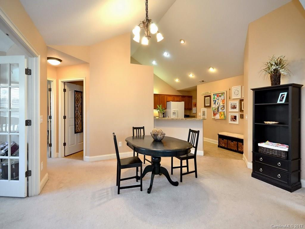 72 Mountain Meadow Circle #72 - Photo 16
