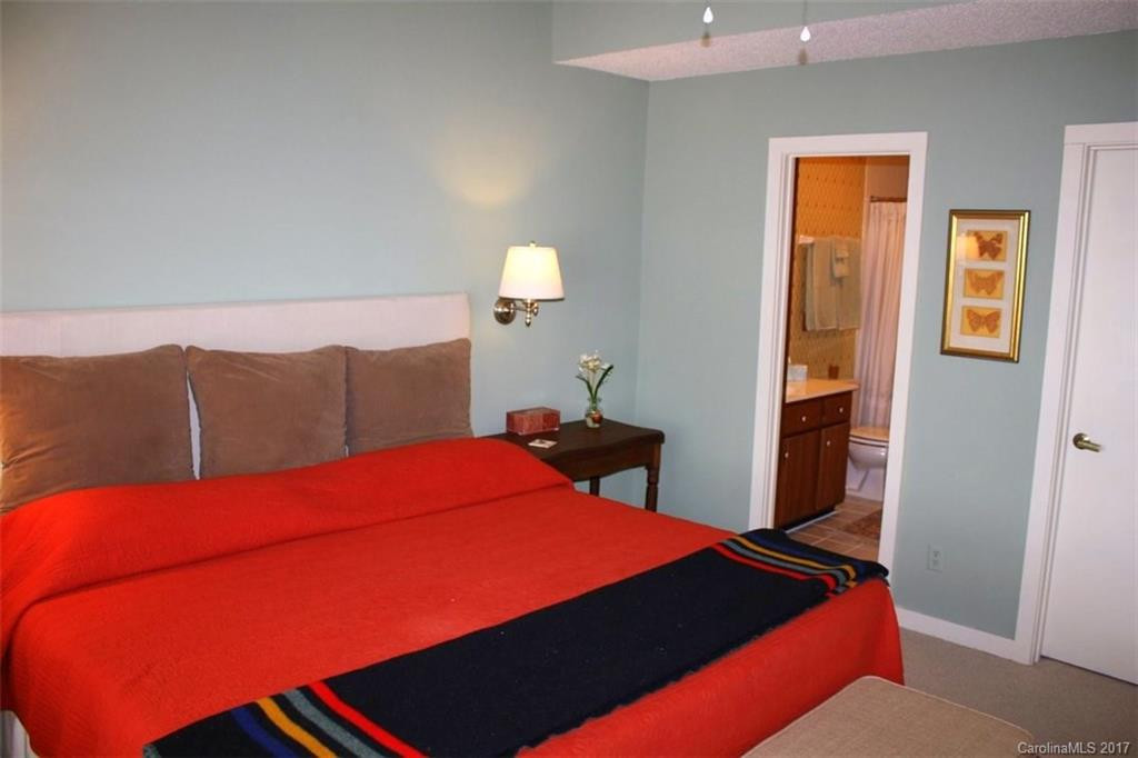 303 Eagles Nest Court #303 - Photo 14